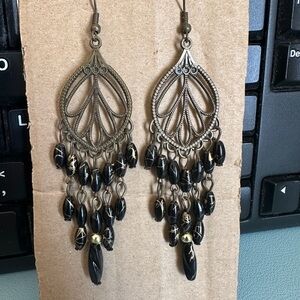 Elegant Black and Gold Dangle Earrings
